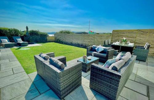 Benllech House | Silver Strand