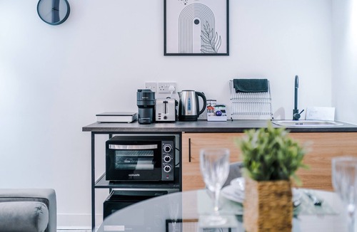 Bury Apartment | Silver Street | Deluxe Studio Apartment