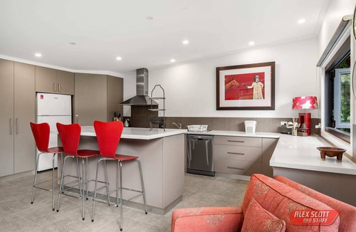 Silverleaves House | SILVERLEAVES HIDE AWAY 2- 6 GUESTS