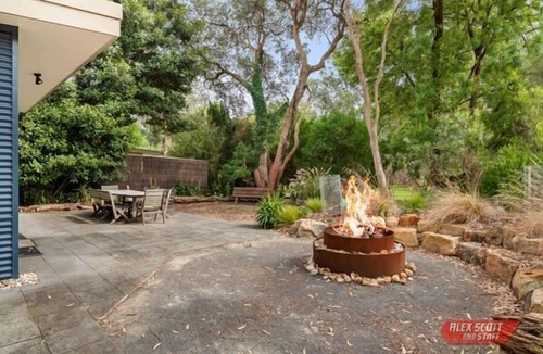 Silverleaves House | SILVERLEAVES HIDE AWAY 2- 6 GUESTS