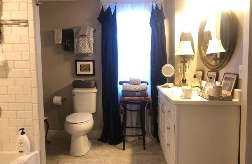 Marion Bed & Breakfast | Silvershell Inn