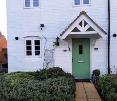 Silverstone House | Silverstone White House