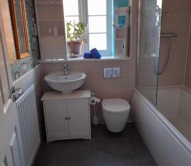 Silverstone House | Silverstone White House