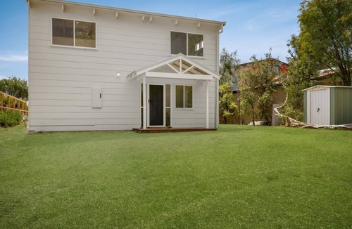 Silverleaves House | SilverTide Retreat in Silverleaves