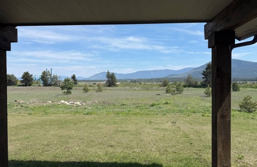 Athol House | Silverwood 1.6 milesnSpacious 4-bedroom house in beautiful North Idaho