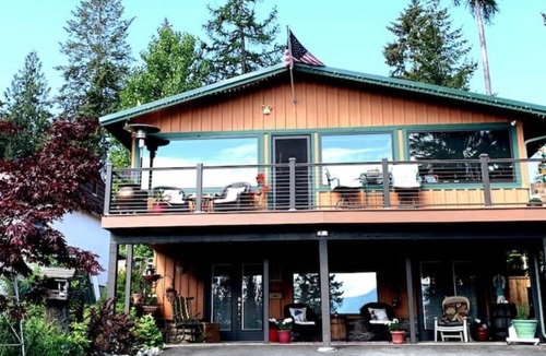 Bayview Apartment | SILVERWOOD, BAYVIEW, LAKE PEND ORIELLE, FARRUGUT PARK HIDEAWAY pet-friendly!