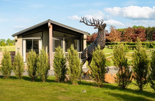 Perth House | Silverwood Hideaway Lodge