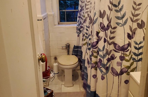 West Bronx Apartment | SILVIAS PLACE