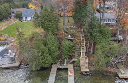 Innisfil Cabin | Simcoe Lakefront Cottage in Innisfil With Parking, BBQ, Garden, Firepit