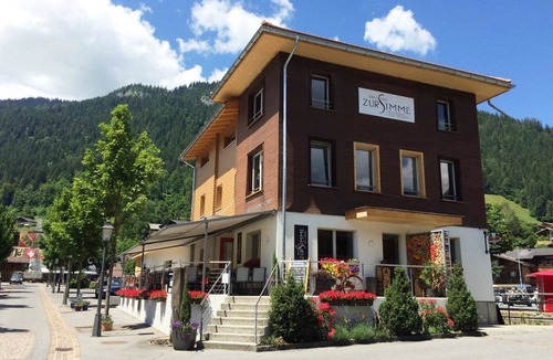 Zweisimmen Apartment | Simme-Tröimli by Interhome
