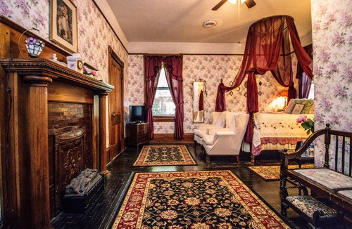 Toccoa Bed & Breakfast | Simmons-Bond Inn Bed & Breakfast