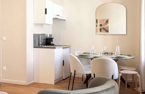 Le Pre-Saint-Gervais Apartment | Simonnot 11