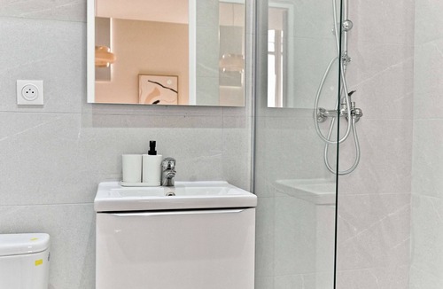 Le Pre-Saint-Gervais Apartment | Simonnot 2