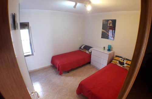 Ciudad Jardin Apartment | Simple 2-bedroom apartment in Alicante
