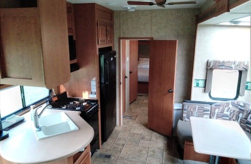 Plummer Additional Apartment | Simple and Quiet on the river