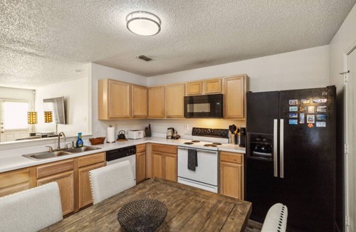 Mesquite House | Simple and Sweet 3 Bed 2 Bath