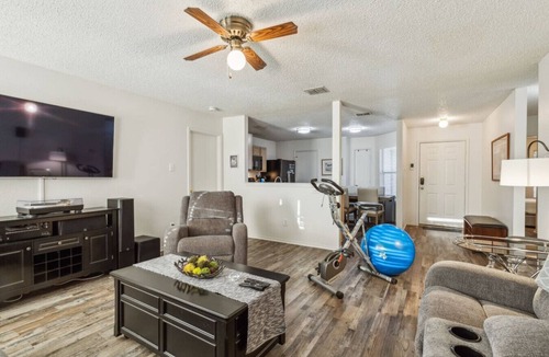 Mesquite House | Simple and Sweet 3 Bed 2 Bath