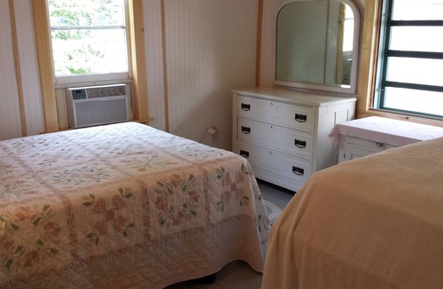 Thousand Island Park Cottage | Simple and Peaceful Retreat - NOT ACCEPTING RESERVATIONS