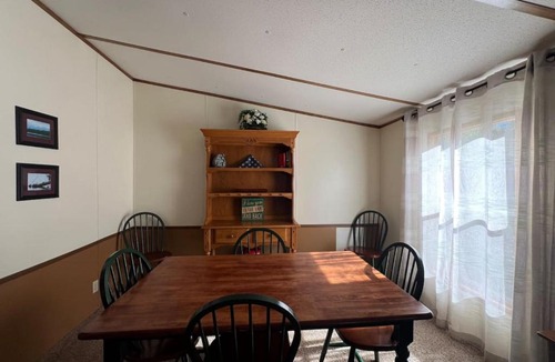 Saluda House | Simple Blessings Sleeps 6