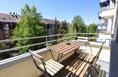 Wipkingen Apartment | Simple & Comfy Apartment in Zürich