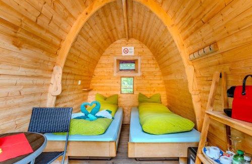 Zweisimmen House | Simple LakePod Nature Escape near Gstaad and Interlaken