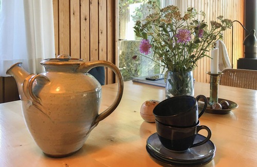 Skiveren House | Simple living in the 70s summer house at Skiveren