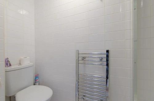 Heaton Apartment | Simple Private Studio