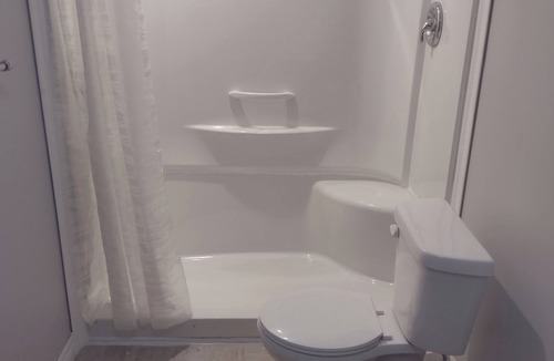 Ruthven Apartment | Simple Suite | 42nd Parallel | Point Pelee Biking