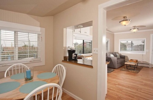 Old Town House | SIMPLICITY - Simple says it all, in town, nice views.