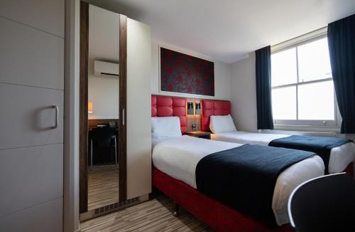 West Kensington Hotel | Simply Rooms & Suites