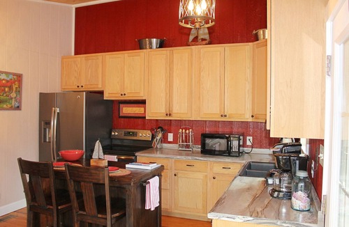 Scottsville Cottage | Simply Sailing - A Cottage In The Trees