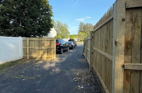 Niskayuna Apartment | Simply serenading Studio located in Niskayuna