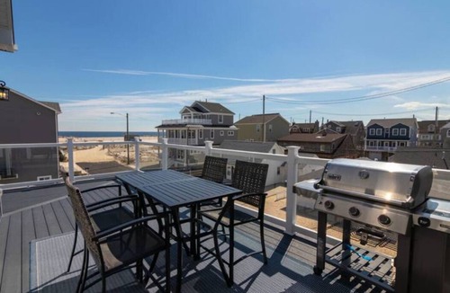 Normandy Beach House | Simply Stunning 5 Star Experience