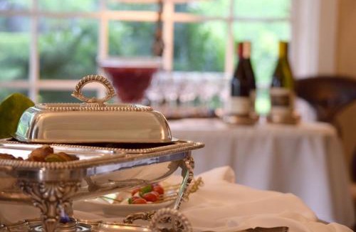 Upper East Hotel | Simpson House Inn