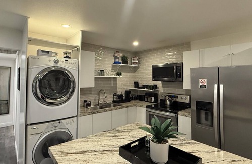Gateway District Apartment | Sin City Escape
