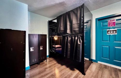 Gateway District Hostel | Sin City Hostel