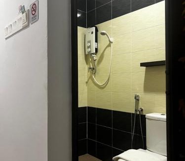 Kluang Hotel | SiN LiEN HOTEL