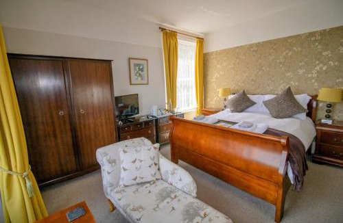 Lynton House | Sinai House