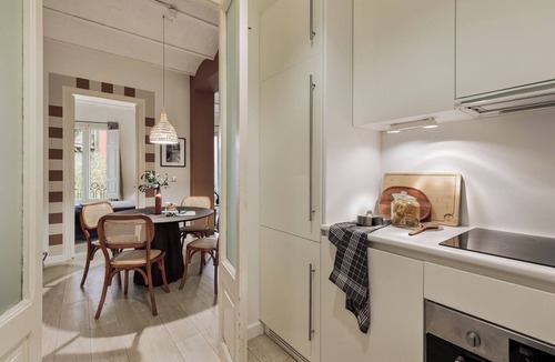 Sant Gervasi – la Bonanova Apartment | Sinan - 2 bedrooms and balcony in Sant Gervasi