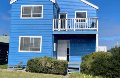 Surf Beach House | Sinclair Surfside Stay