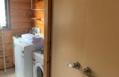 Raumati Beach House | Singalongwaves - Raumatibach: Absolute beach