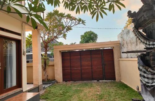 Pemaron Villa | Singaraja Sea View Villa