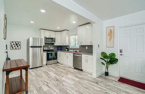 Palm Beach Shores Apartment | Singer Island Inn