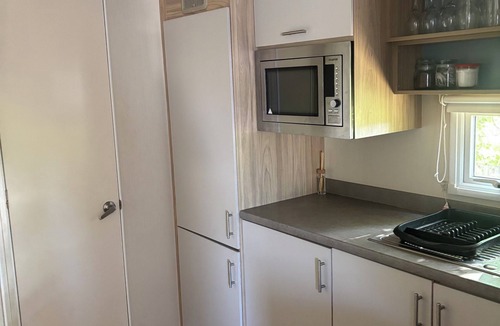 Clacton-on-Sea House | Singh&Leite Family caravan with lovely Decking