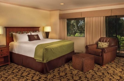 Crest Resort | Singing Hills Golf Resort