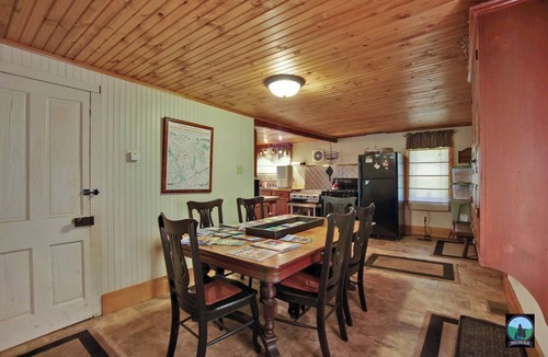 Morris Cabin | Singing Waters Camp