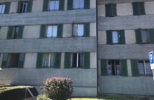 Bernex Apartment | single bed in a 20 m2 room shared by 2