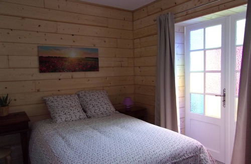 Romilly-sur-Seine Cottage | Single bedroom