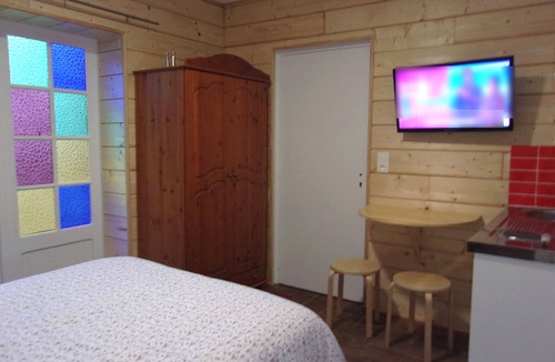 Romilly-sur-Seine Cottage | Single bedroom