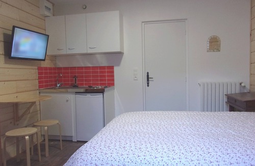 Romilly-sur-Seine Cottage | Single bedroom